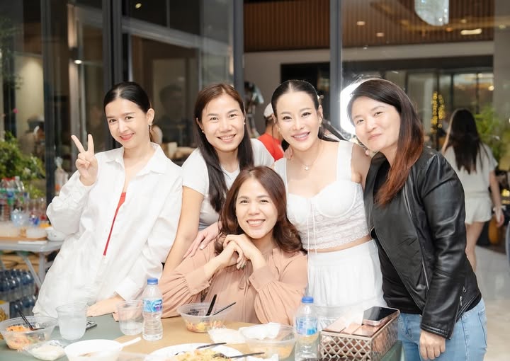 หนิง - ปณิตา พัฒนาหิรัญ