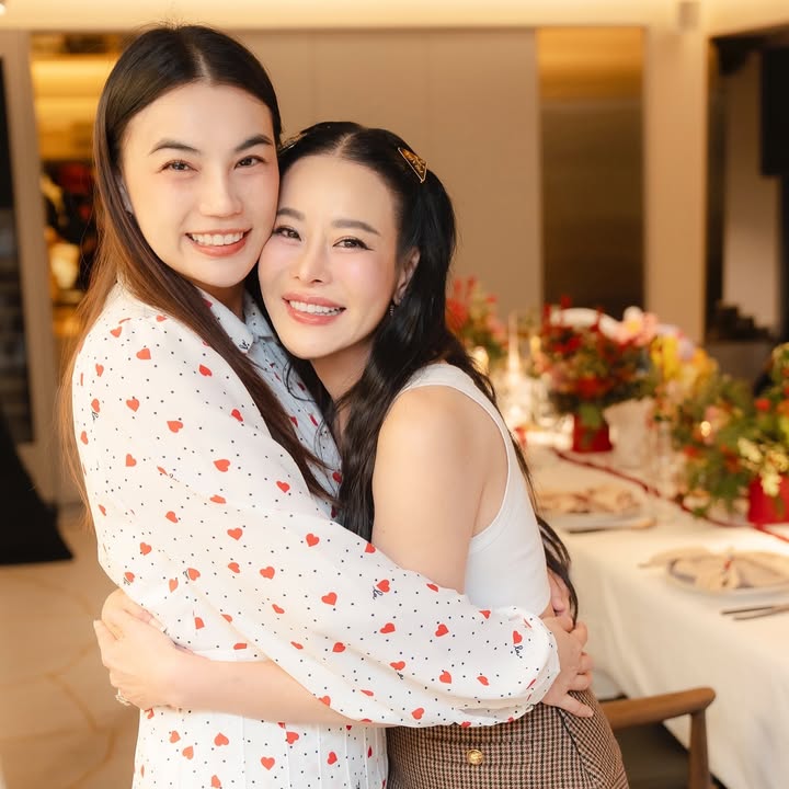 หนิง - ปณิตา พัฒนาหิรัญ