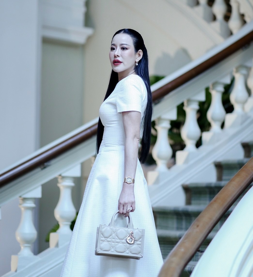 หนิง - ปณิตา พัฒนาหิรัญ