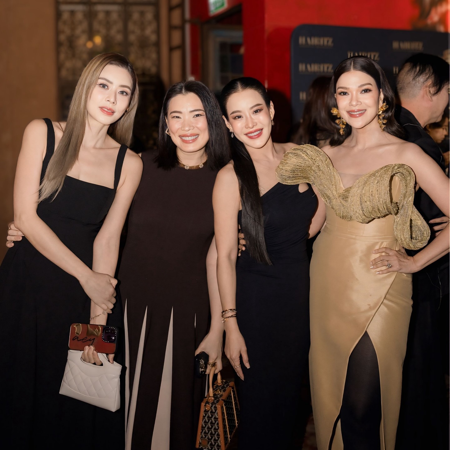 หนิง - ปณิตา พัฒนาหิรัญ