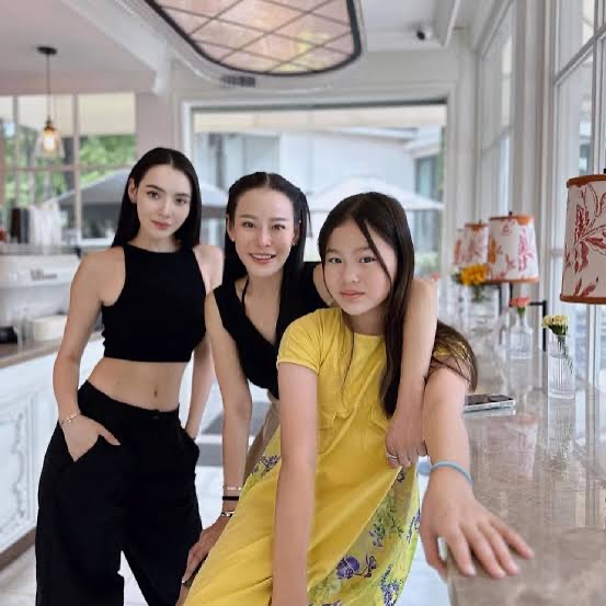 หนิง - ปณิตา พัฒนาหิรัญ