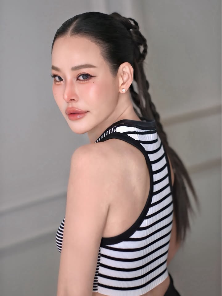 หนิง - ปณิตา พัฒนาหิรัญ