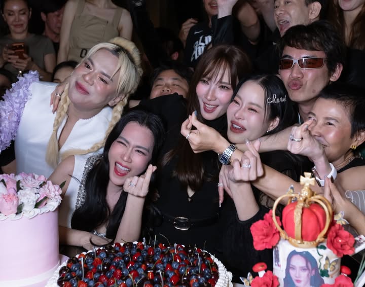 หนิง - ปณิตา พัฒนาหิรัญ