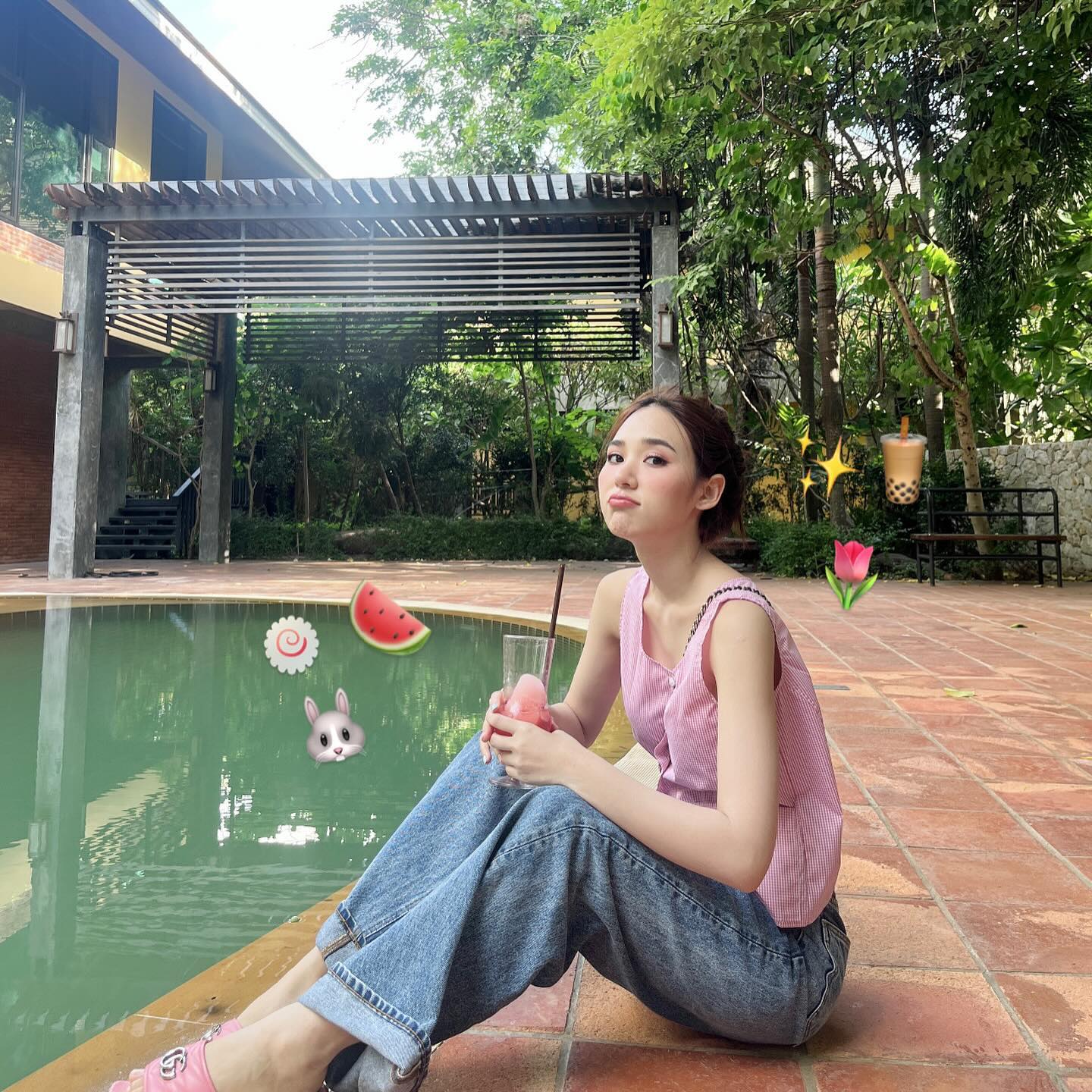 ญดา - นริลญา กุลมงคลเพชร