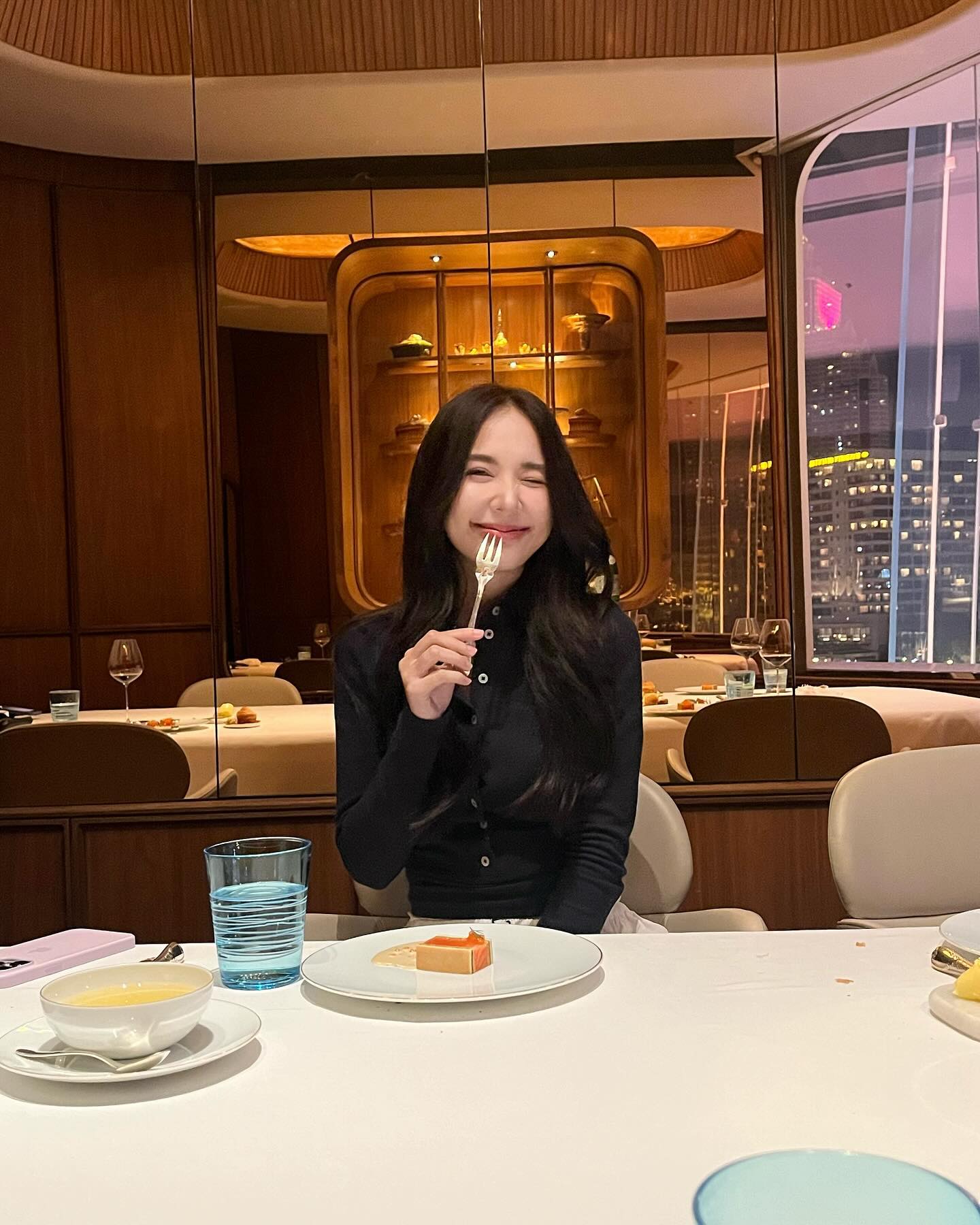 ญดา - นริลญา กุลมงคลเพชร