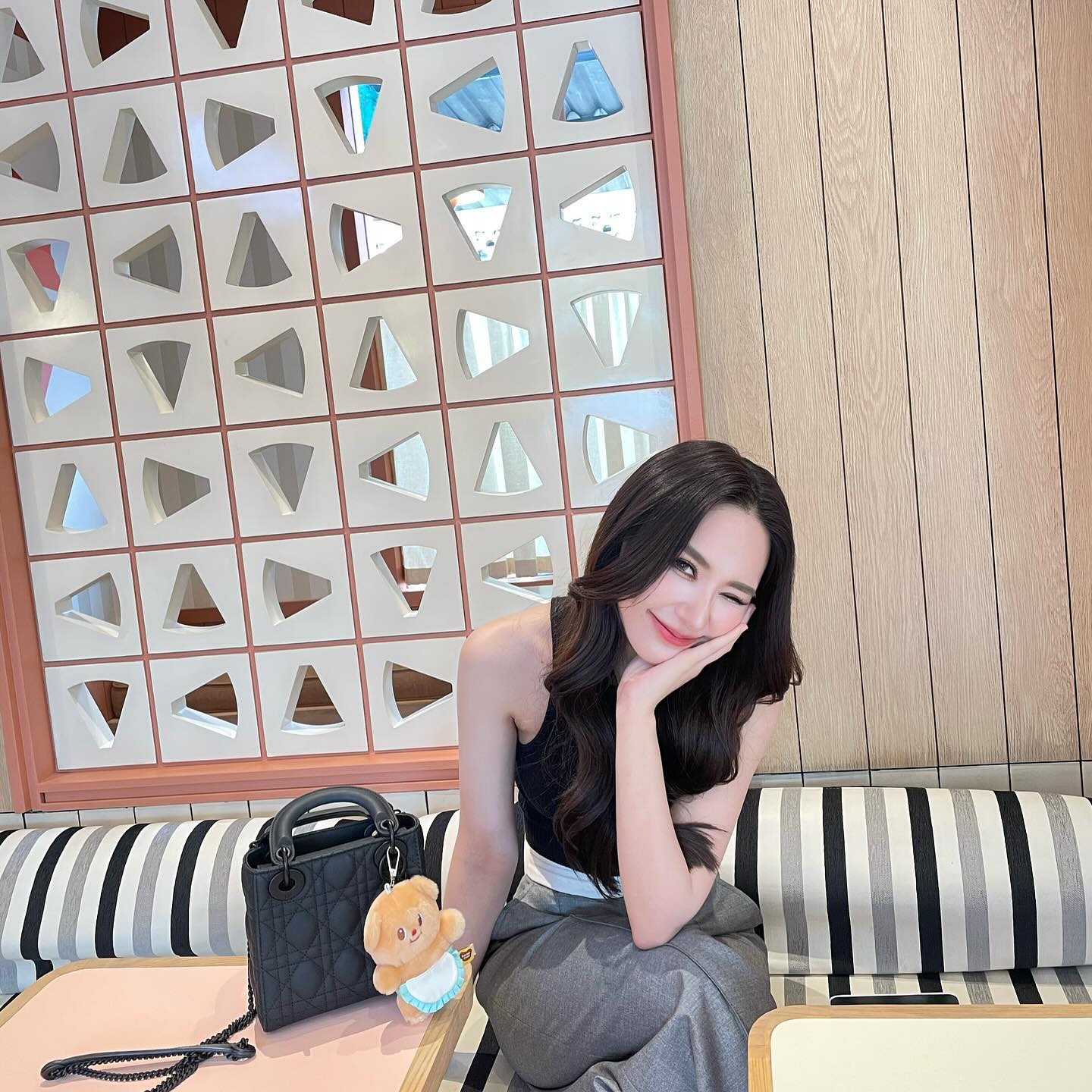 ญดา - นริลญา กุลมงคลเพชร