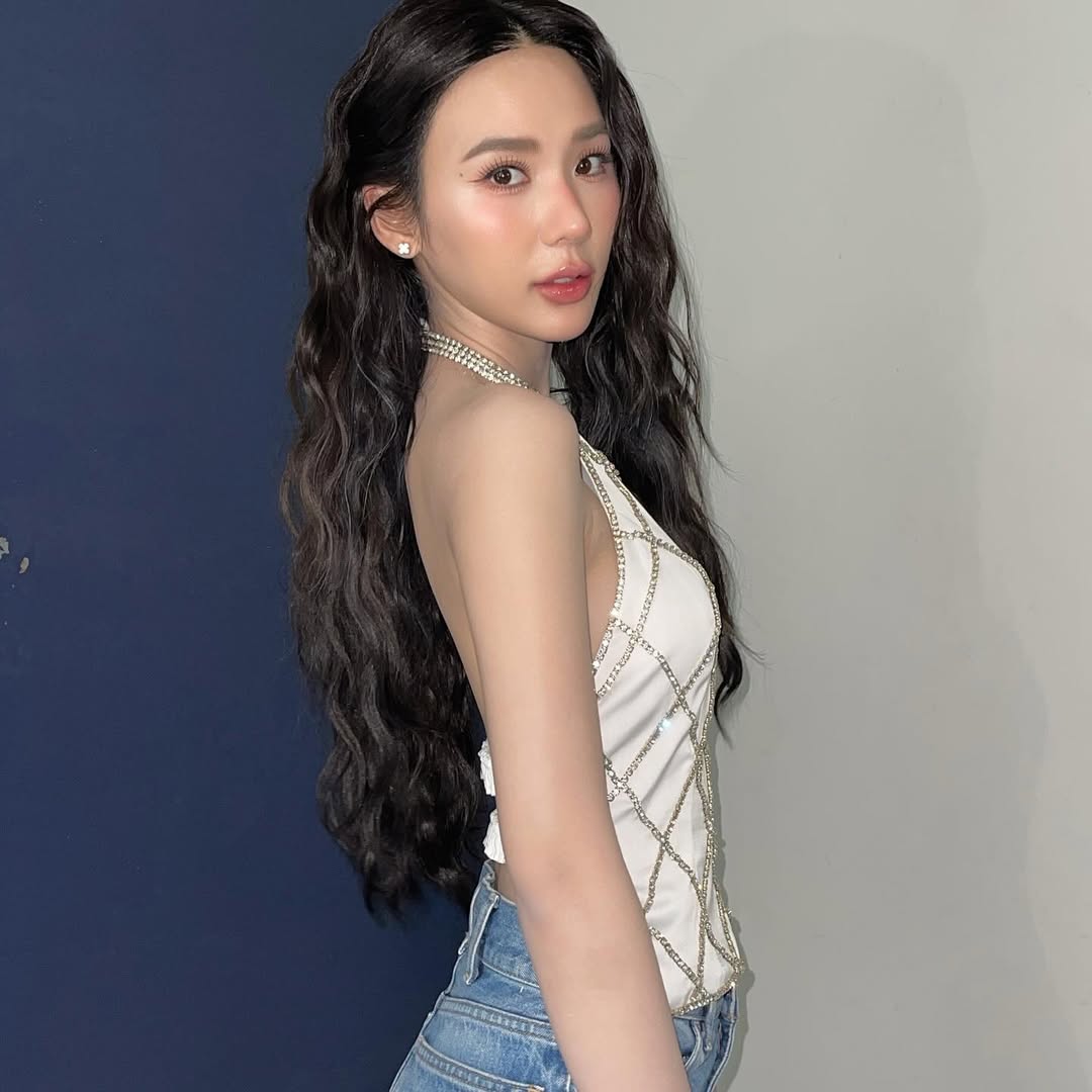 ญดา - นริลญา กุลมงคลเพชร