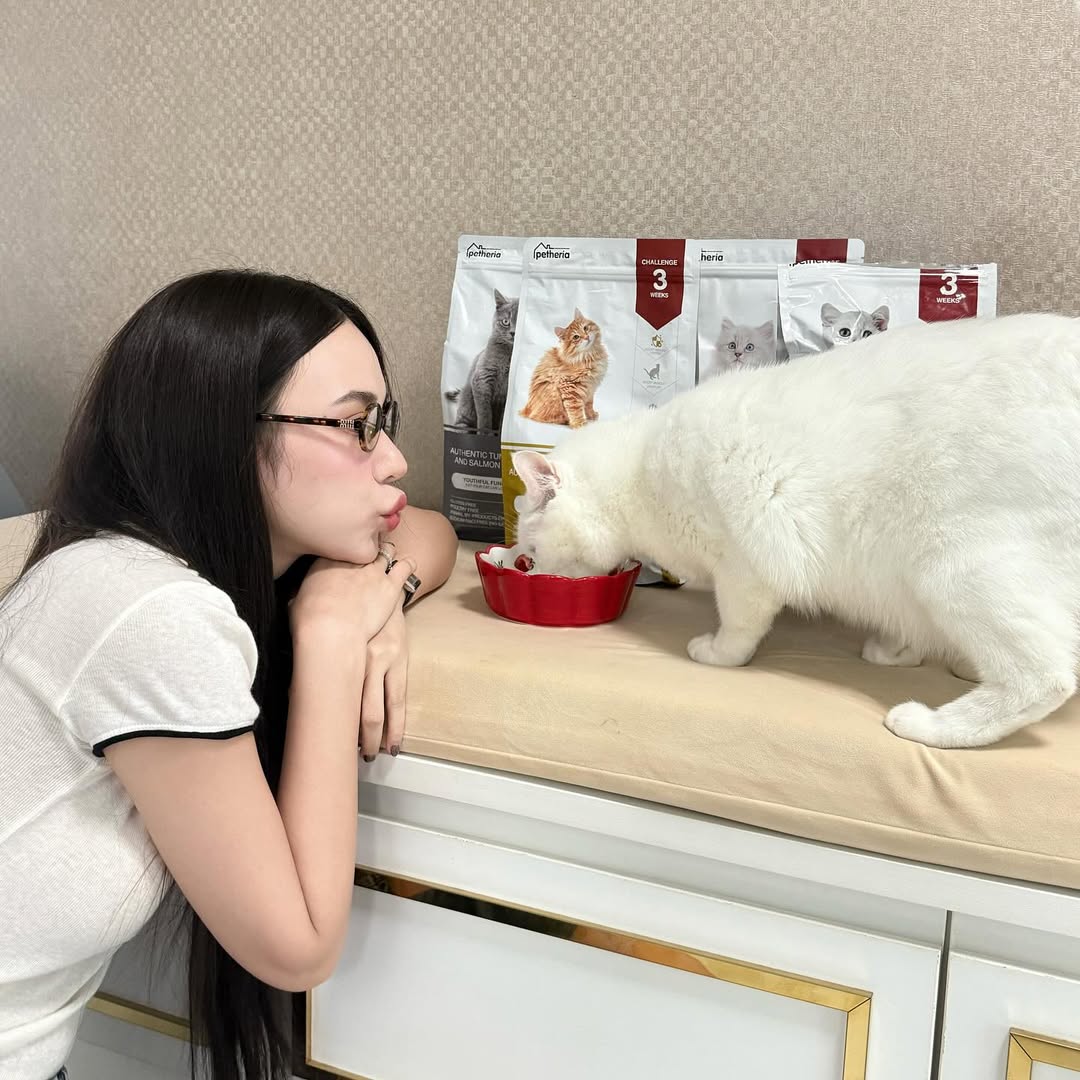 ญดา - นริลญา กุลมงคลเพชร