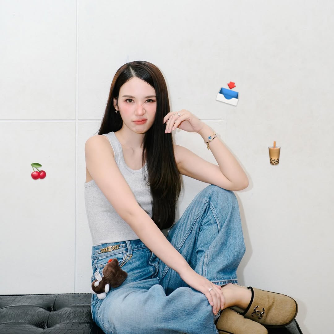 ญดา - นริลญา กุลมงคลเพชร