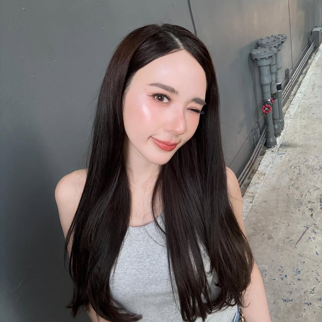 ญดา - นริลญา กุลมงคลเพชร