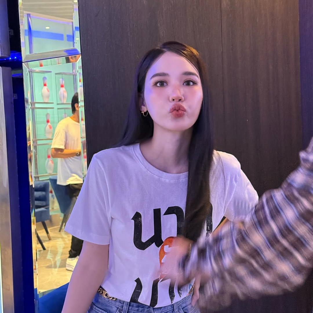 ญดา - นริลญา กุลมงคลเพชร