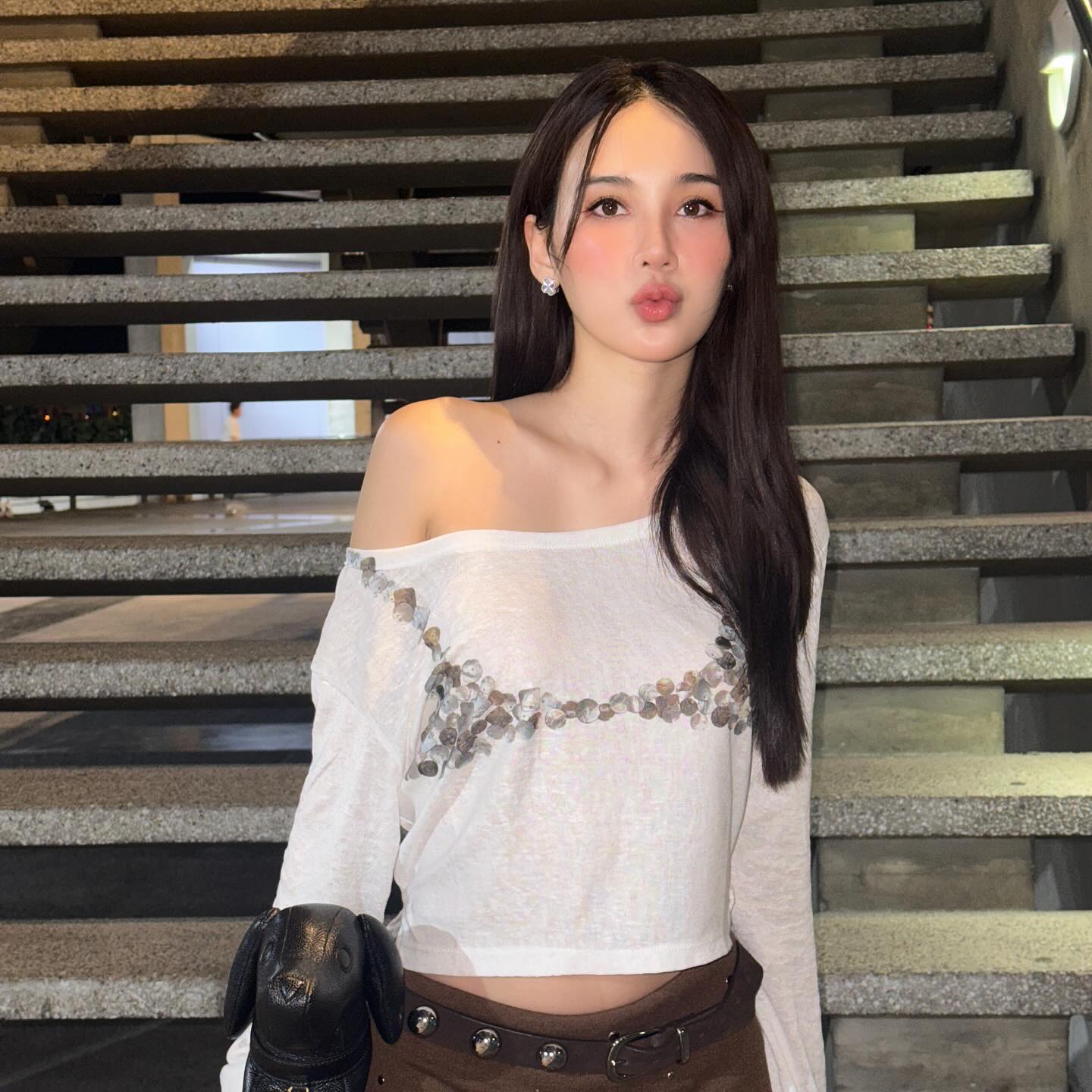 ญดา - นริลญา กุลมงคลเพชร