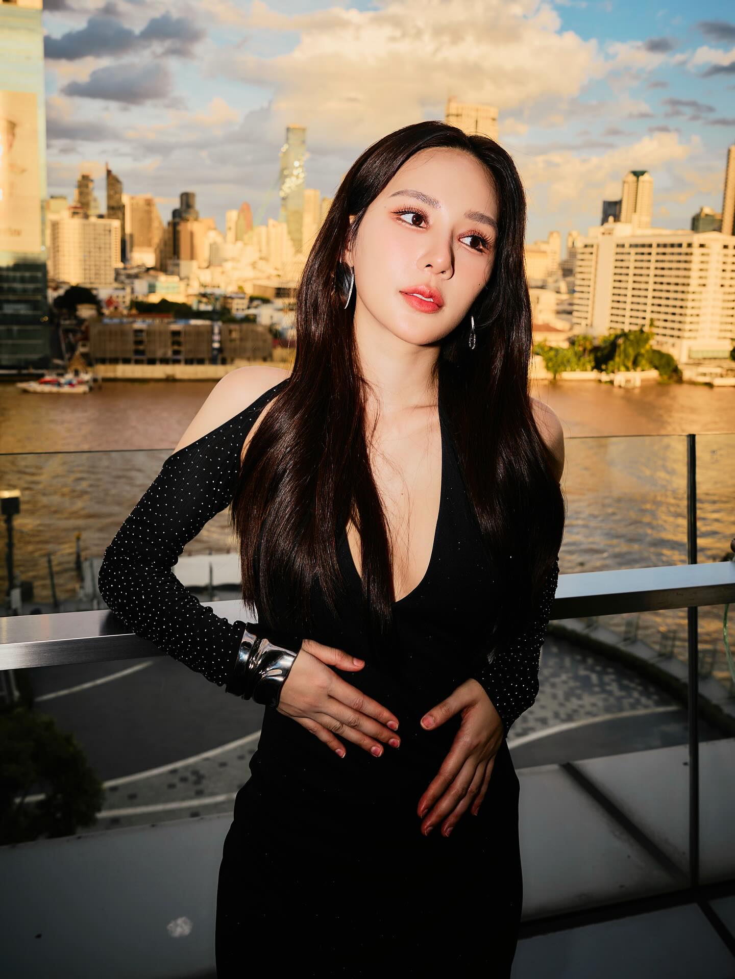 ญดา - นริลญา กุลมงคลเพชร