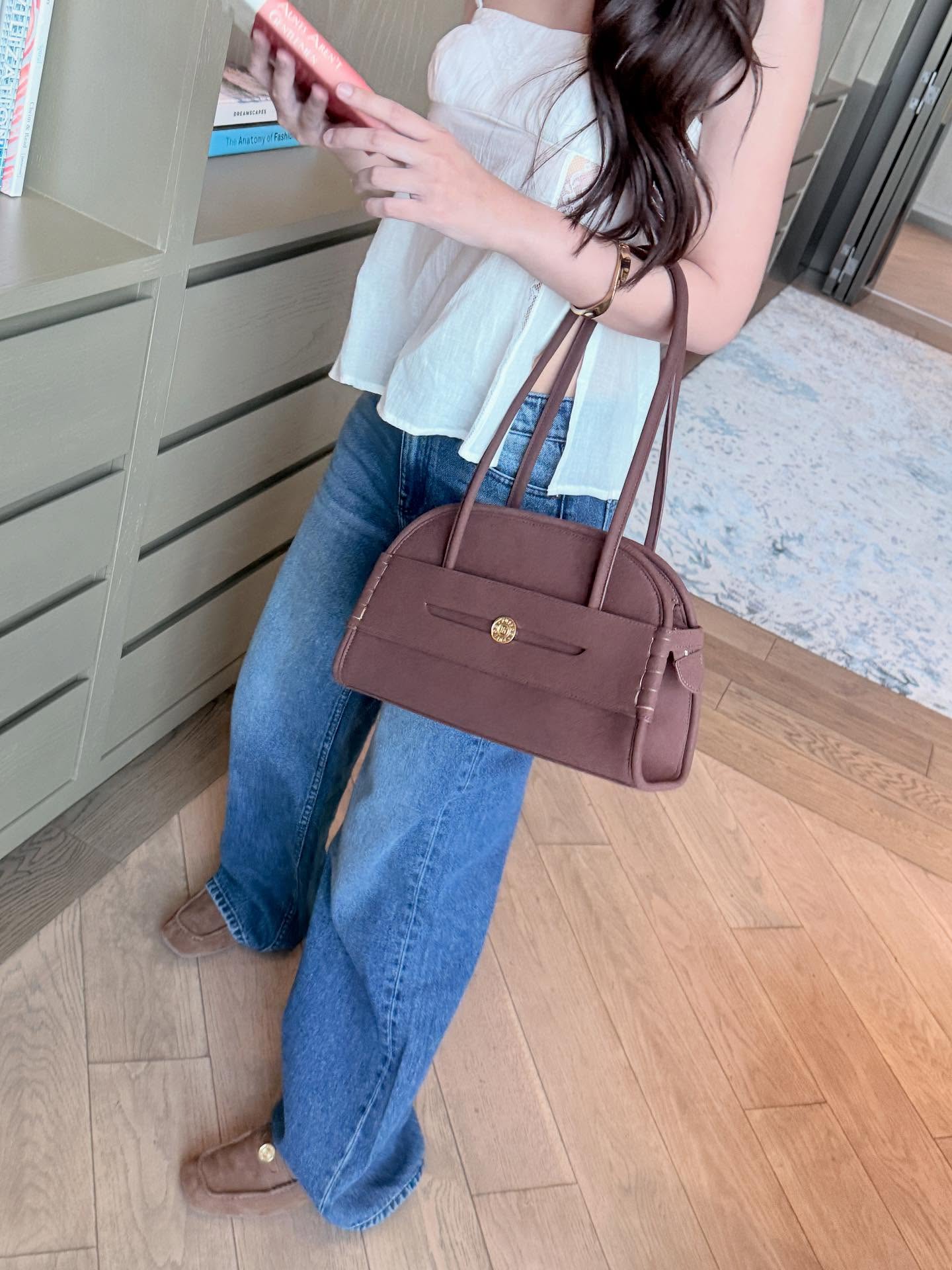 ญดา - นริลญา กุลมงคลเพชร