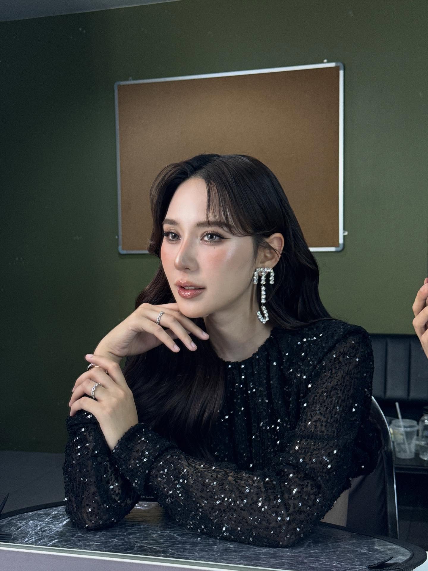 ญดา - นริลญา กุลมงคลเพชร