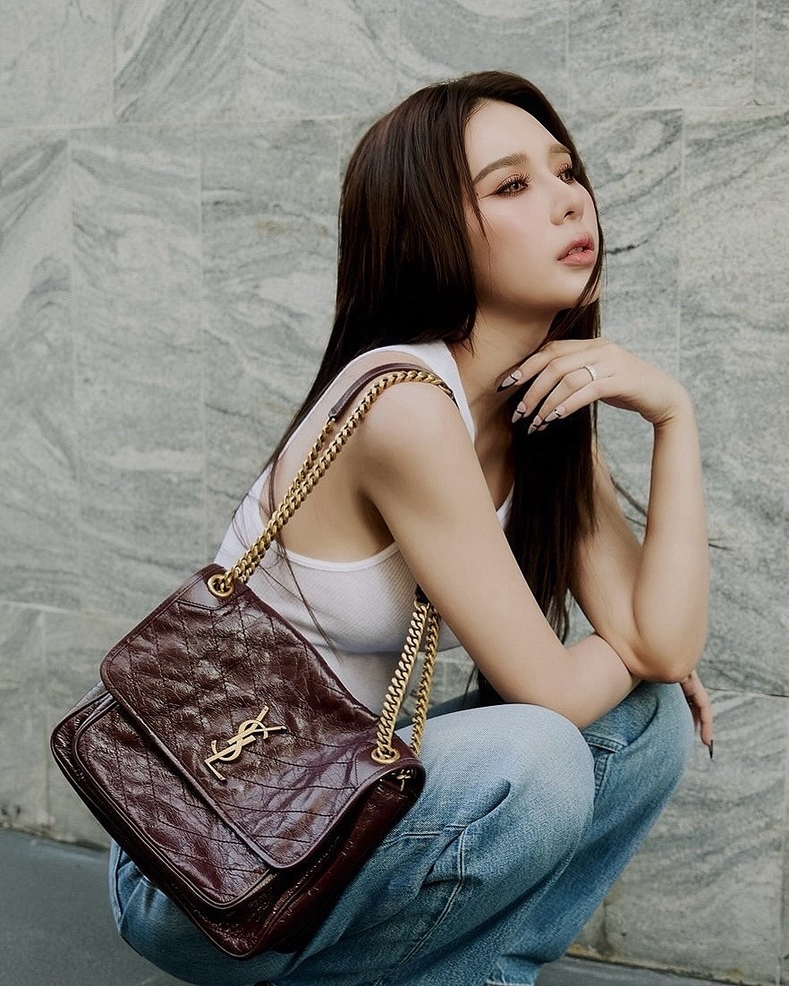 ญดา - นริลญา กุลมงคลเพชร