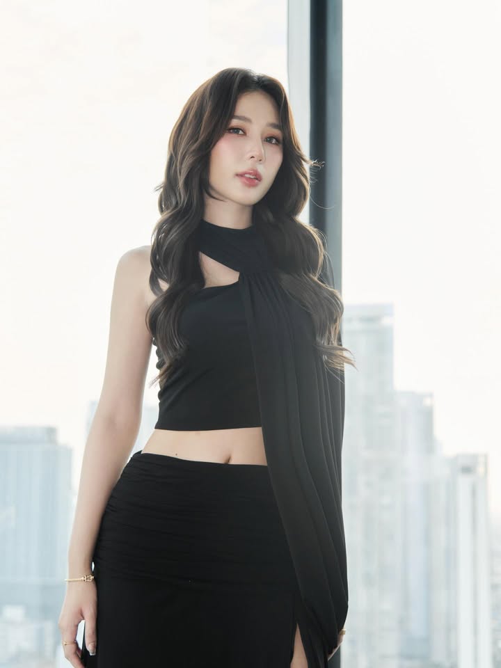 ญดา - นริลญา กุลมงคลเพชร