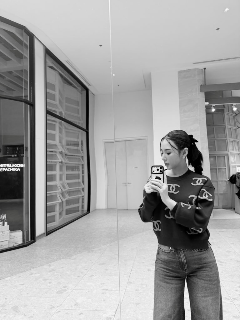 ญดา - นริลญา กุลมงคลเพชร