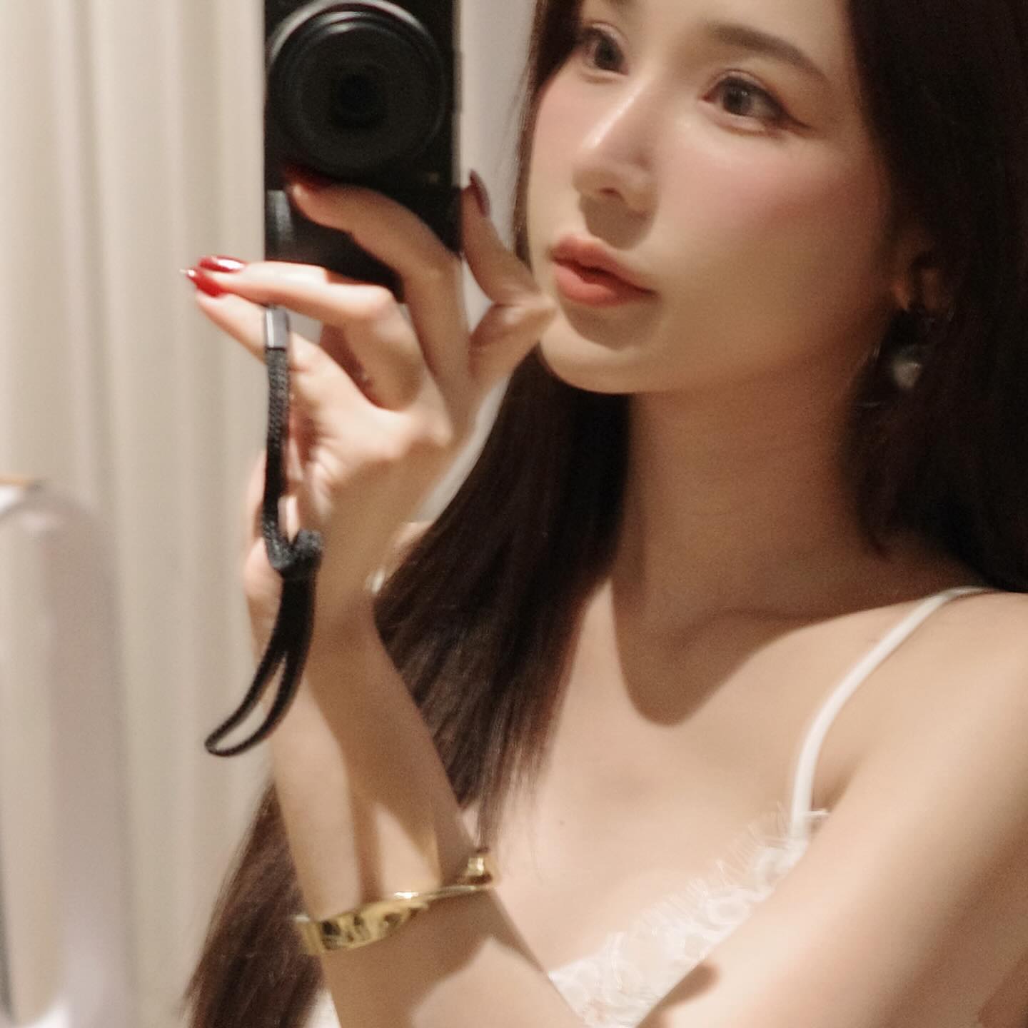 ญดา - นริลญา กุลมงคลเพชร