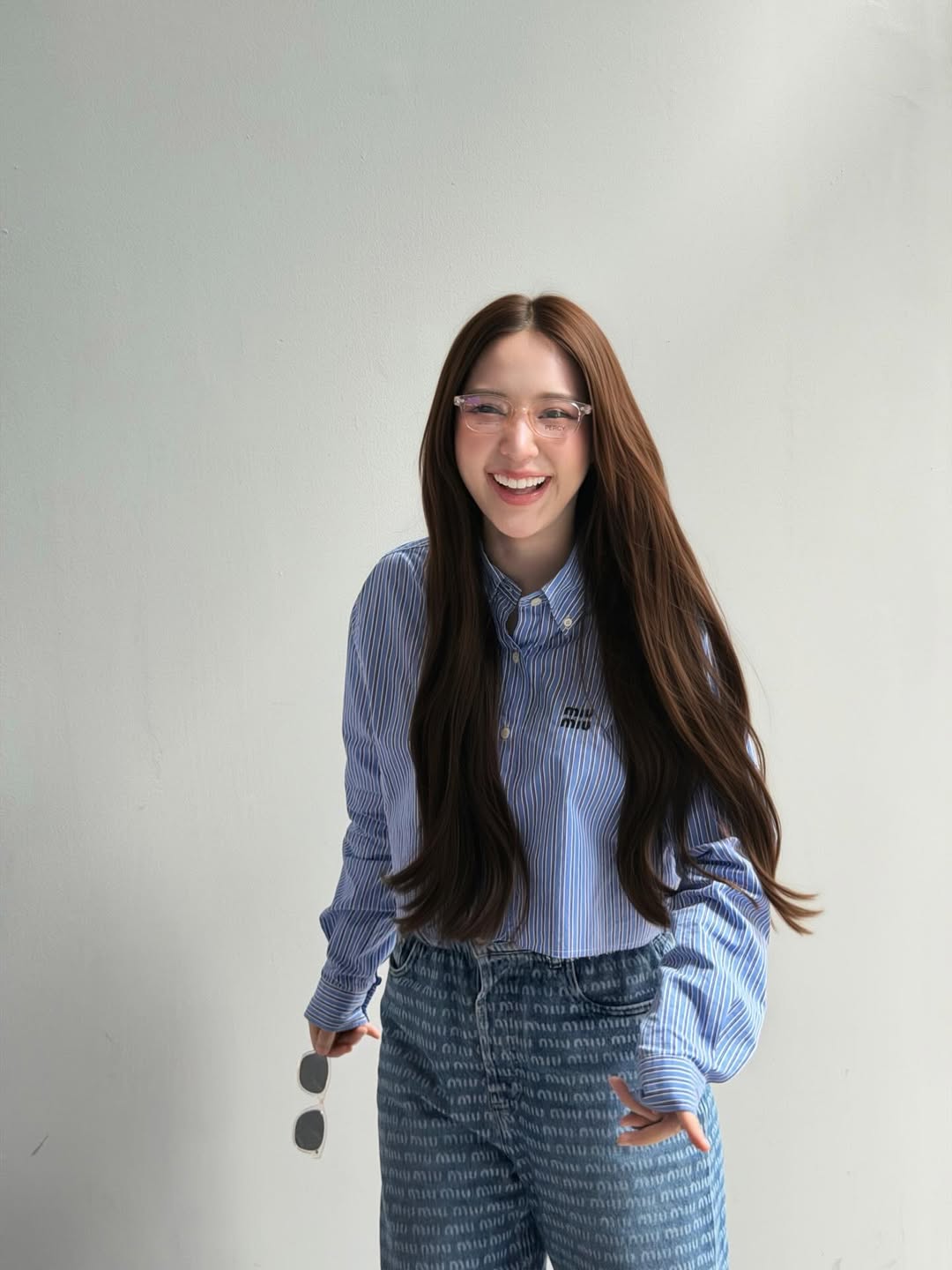 ญดา - นริลญา กุลมงคลเพชร