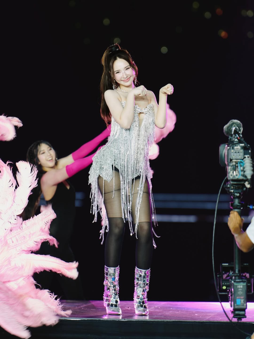 ญดา - นริลญา กุลมงคลเพชร