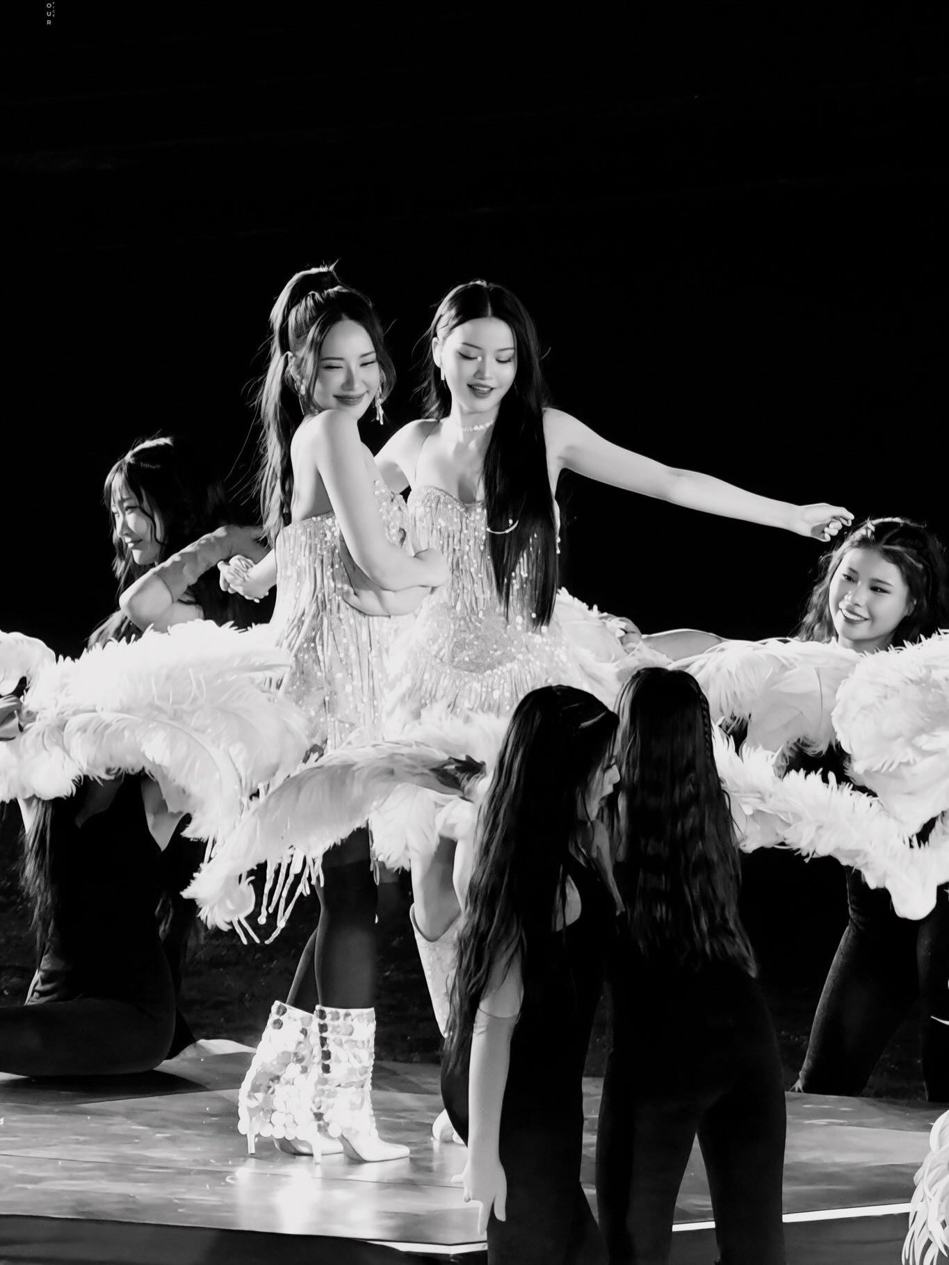 ญดา - นริลญา กุลมงคลเพชร