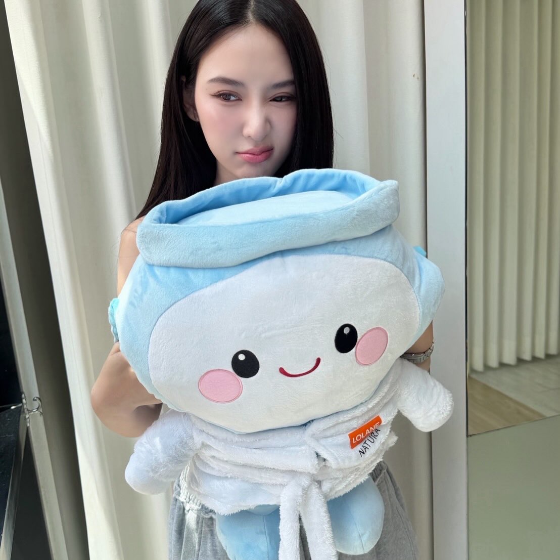 ญดา - นริลญา กุลมงคลเพชร