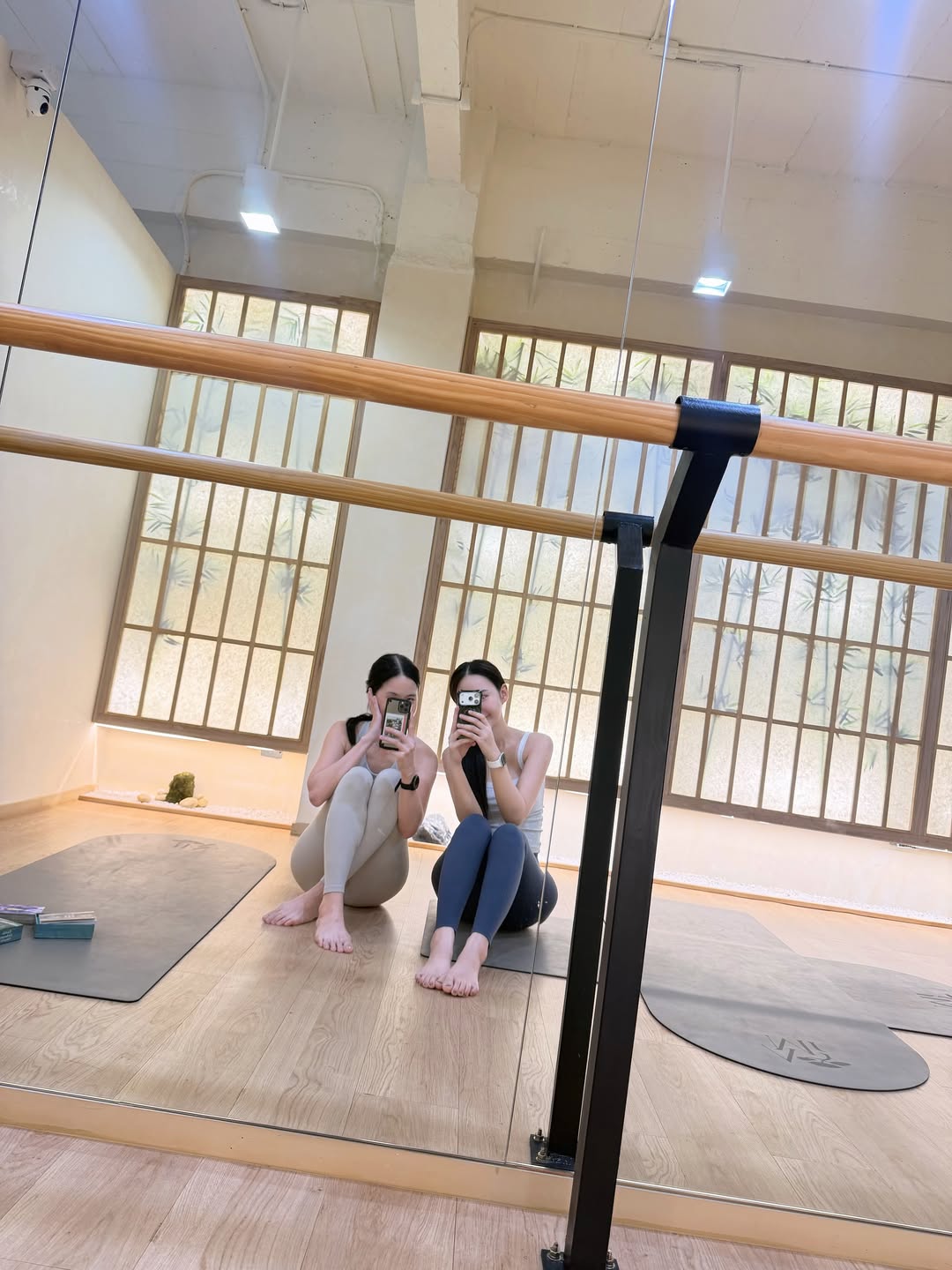 ญดา - นริลญา กุลมงคลเพชร