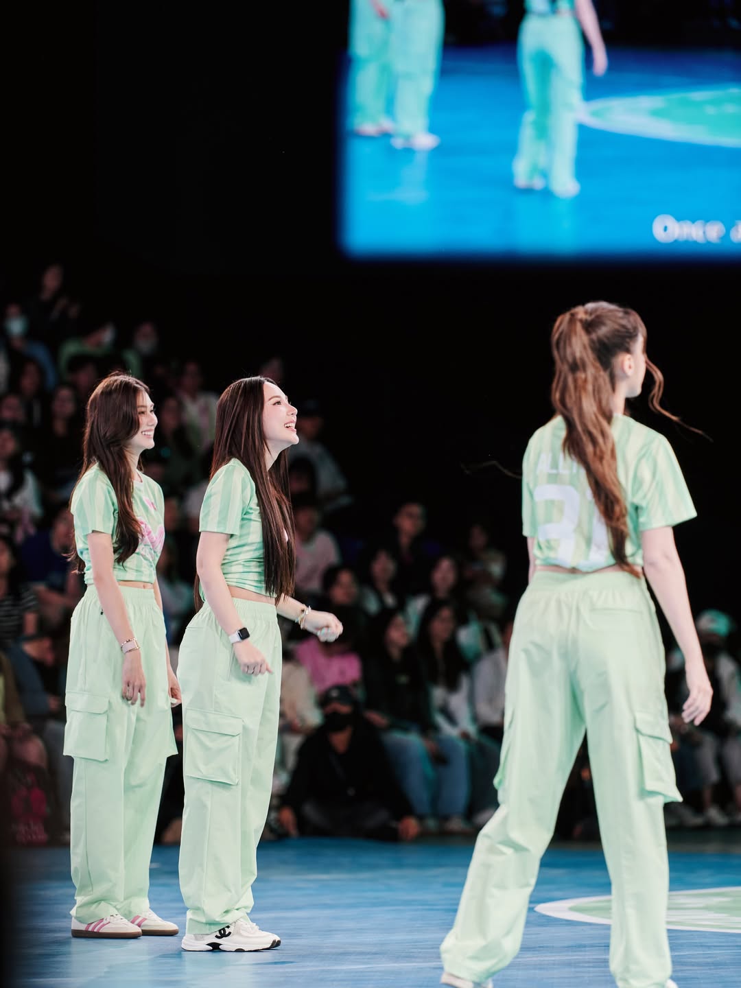 ญดา - นริลญา กุลมงคลเพชร