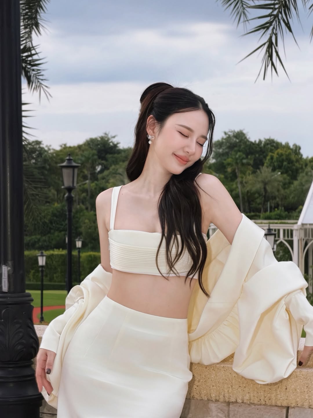 ญดา - นริลญา กุลมงคลเพชร