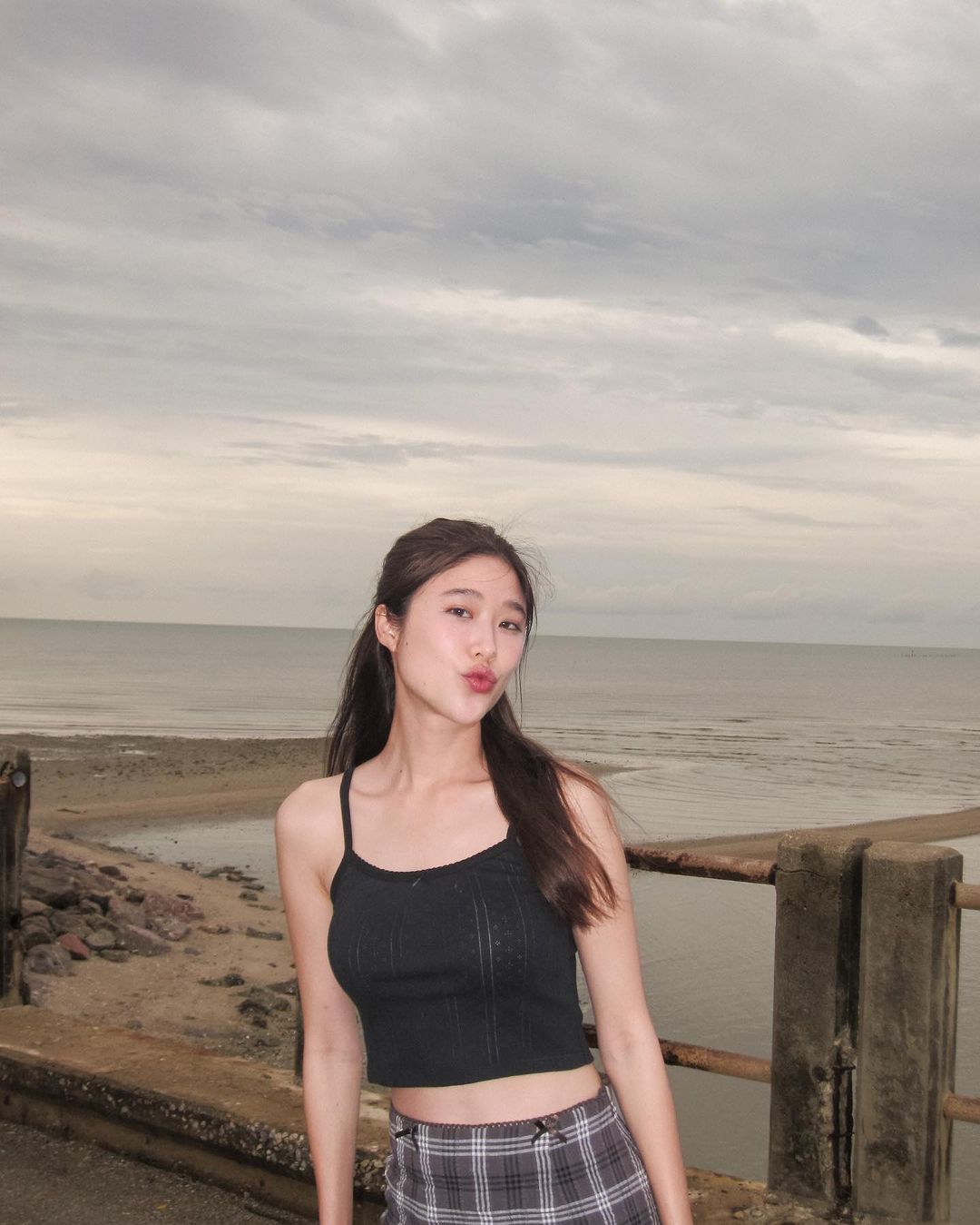 แก้ว - จริญญา ศิริมงคลสกุล