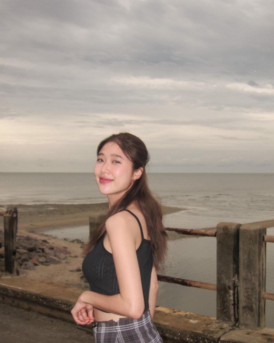 แก้ว - จริญญา ศิริมงคลสกุล