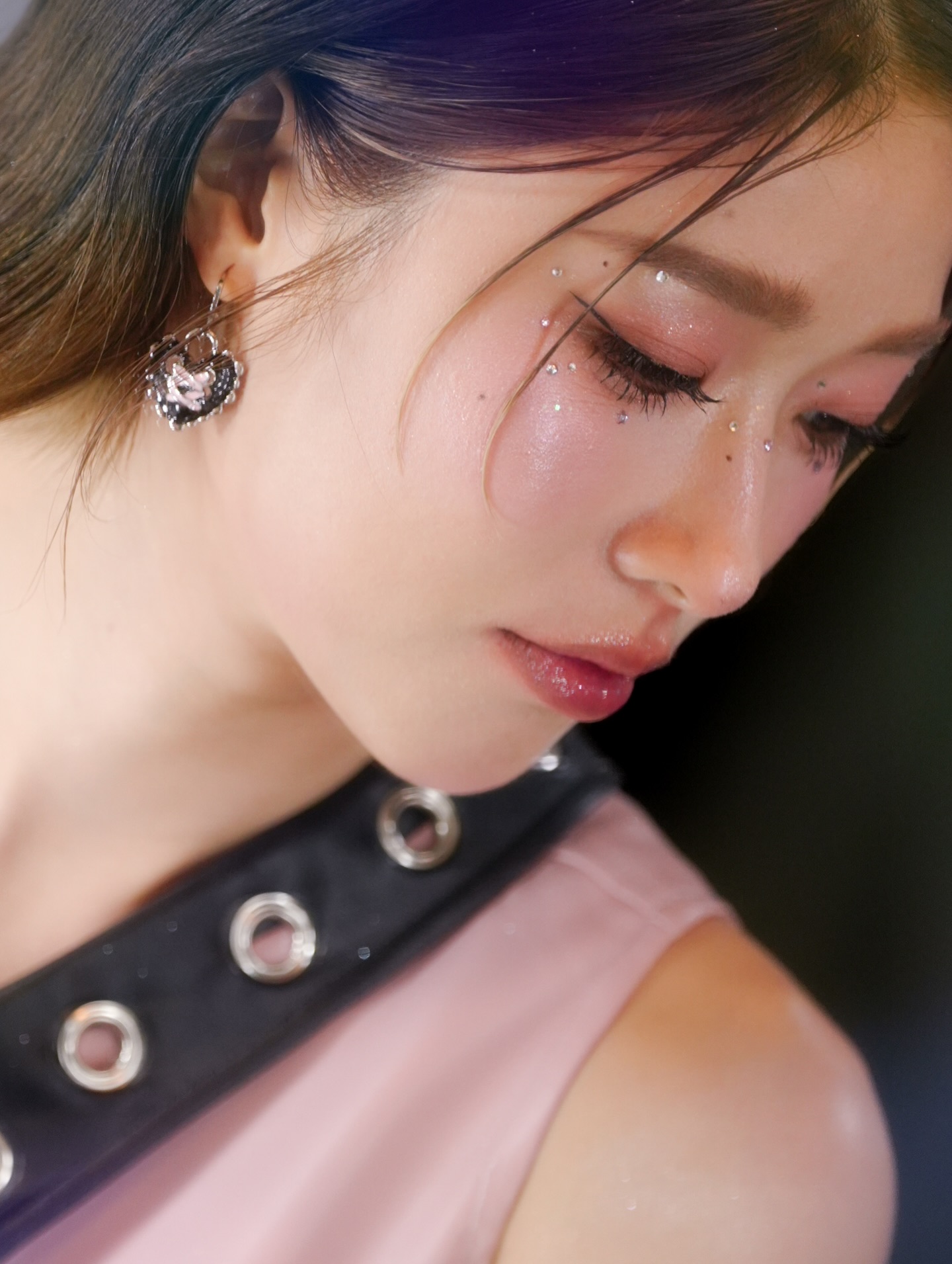 แก้ว - จริญญา ศิริมงคลสกุล