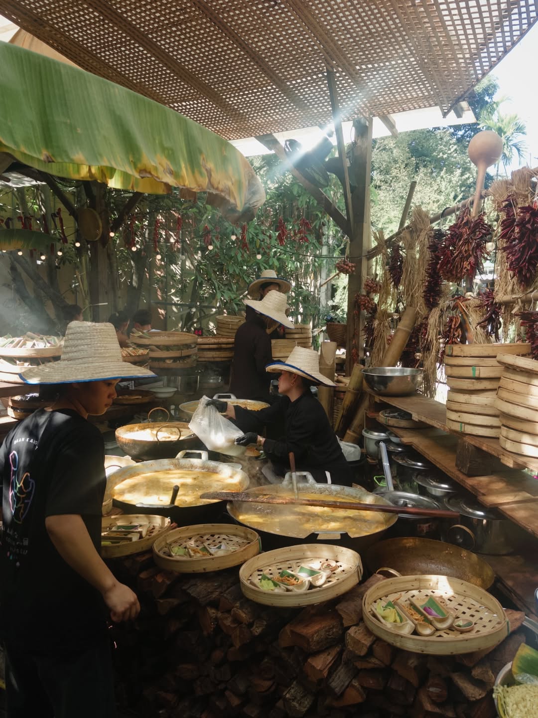 แก้ว - จริญญา ศิริมงคลสกุล