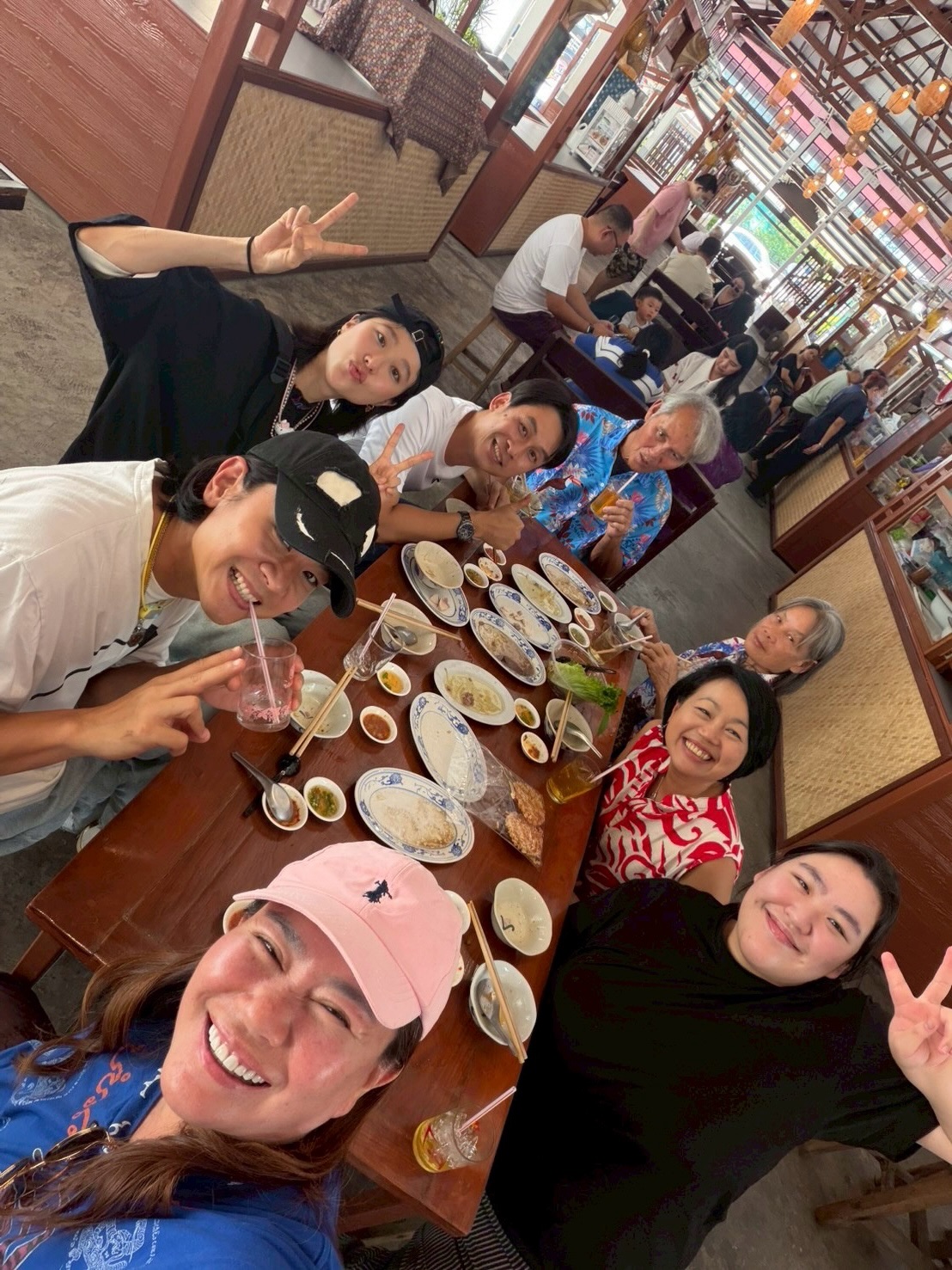 แก้ว - จริญญา ศิริมงคลสกุล