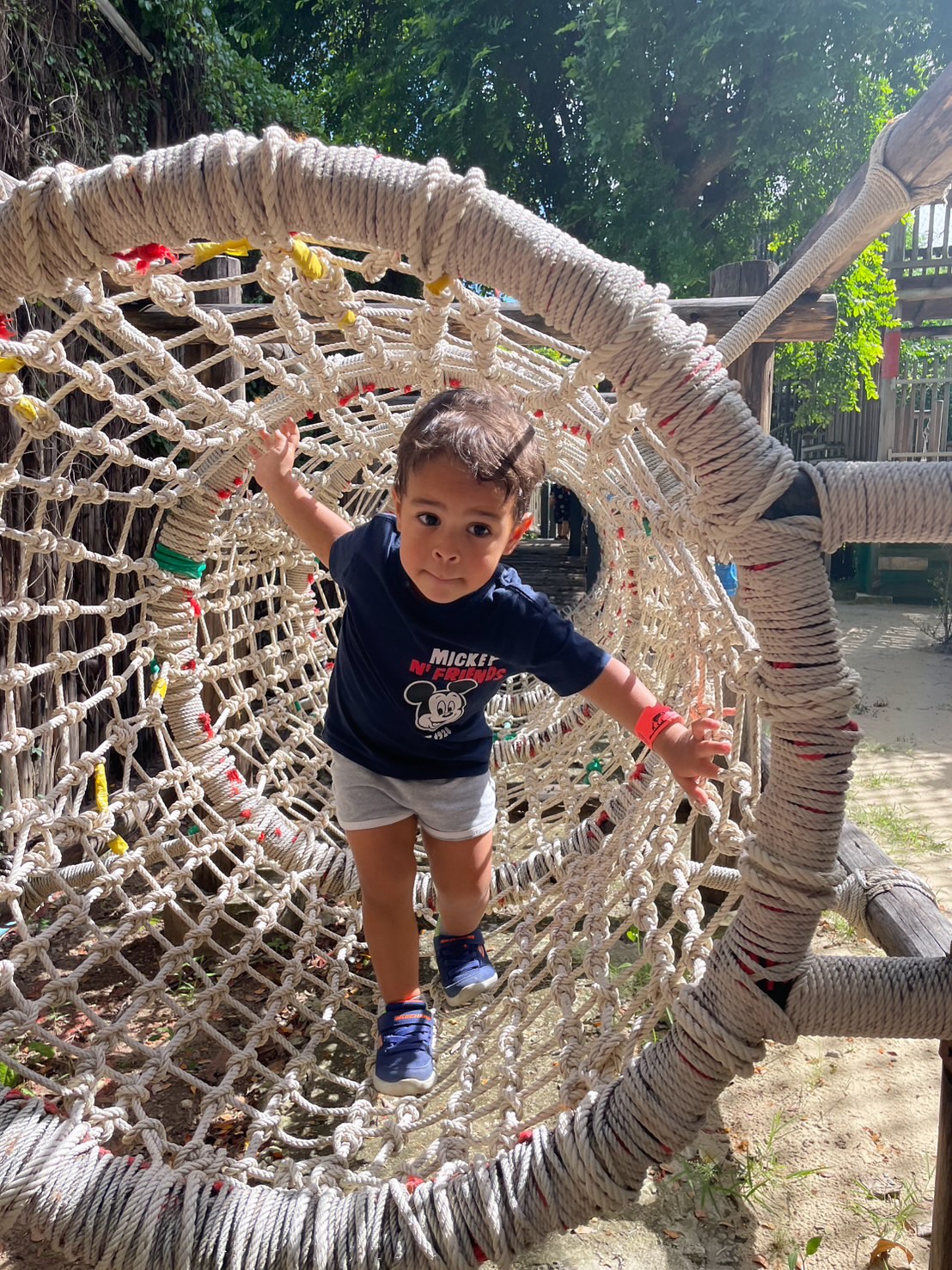 ไบรท์ - พิชญทัฬห์ จันทร์พุฒ