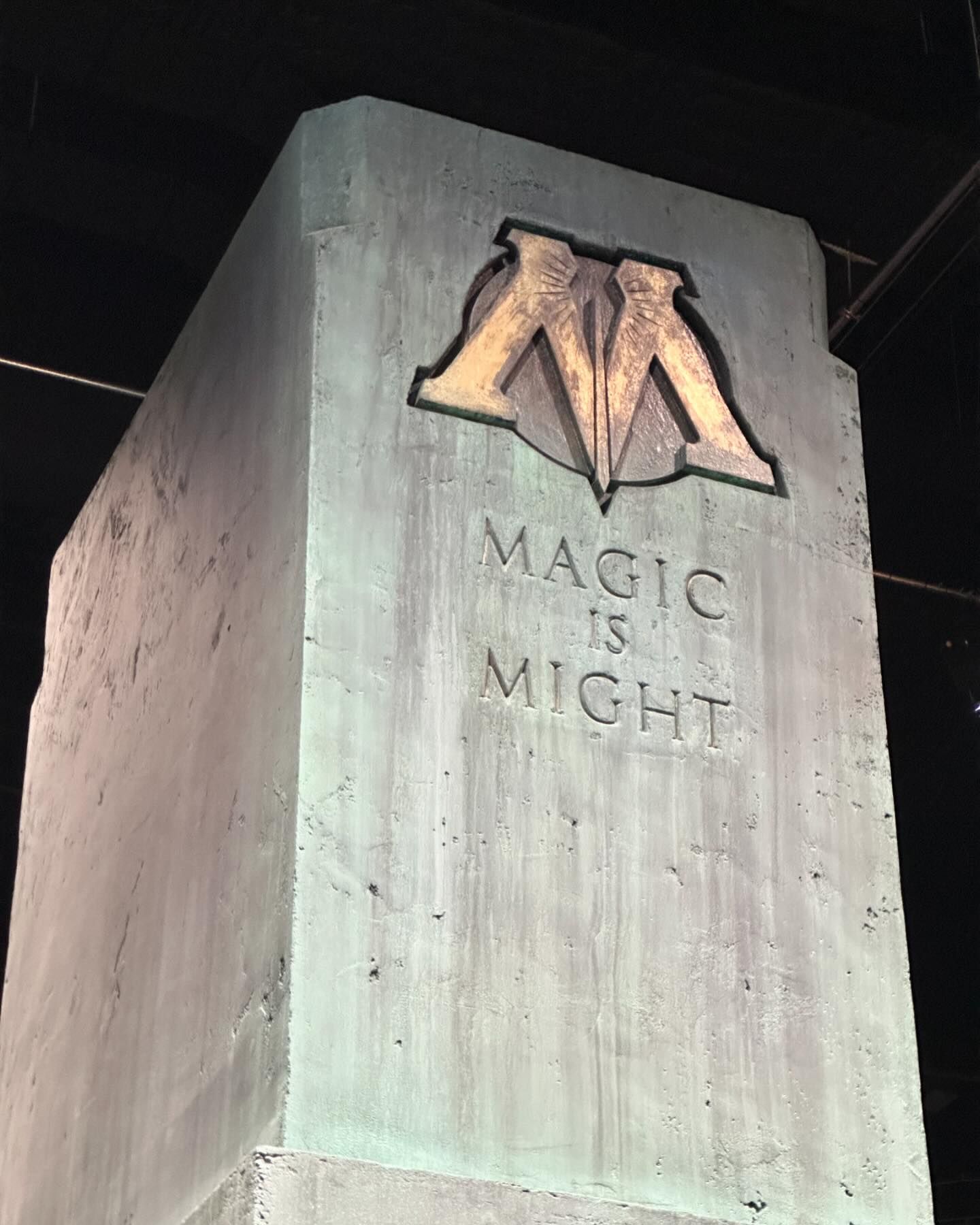 ยิปโซ - อริย์กันตา มหพฤกษ์พงศ์