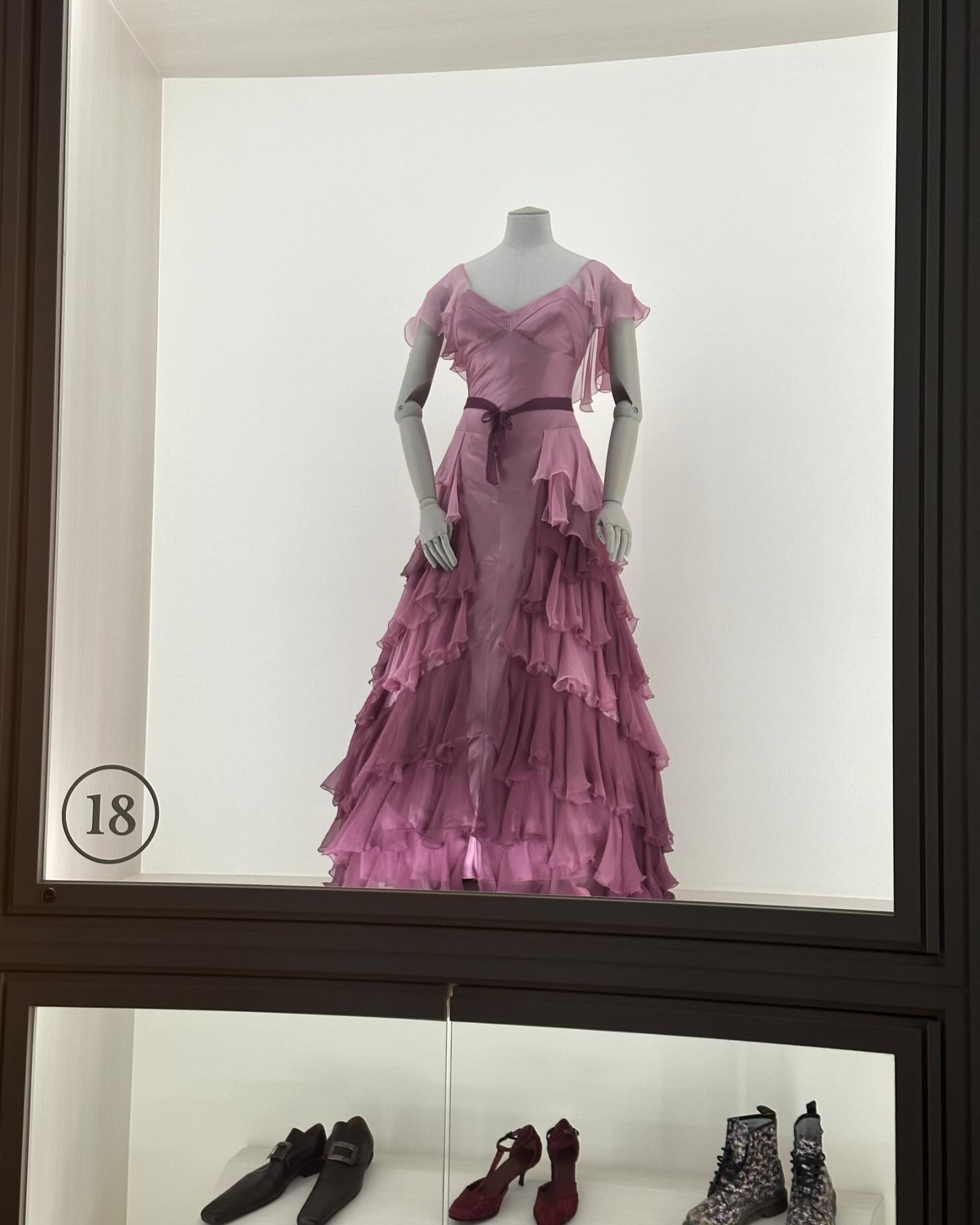 ยิปโซ - อริย์กันตา มหพฤกษ์พงศ์