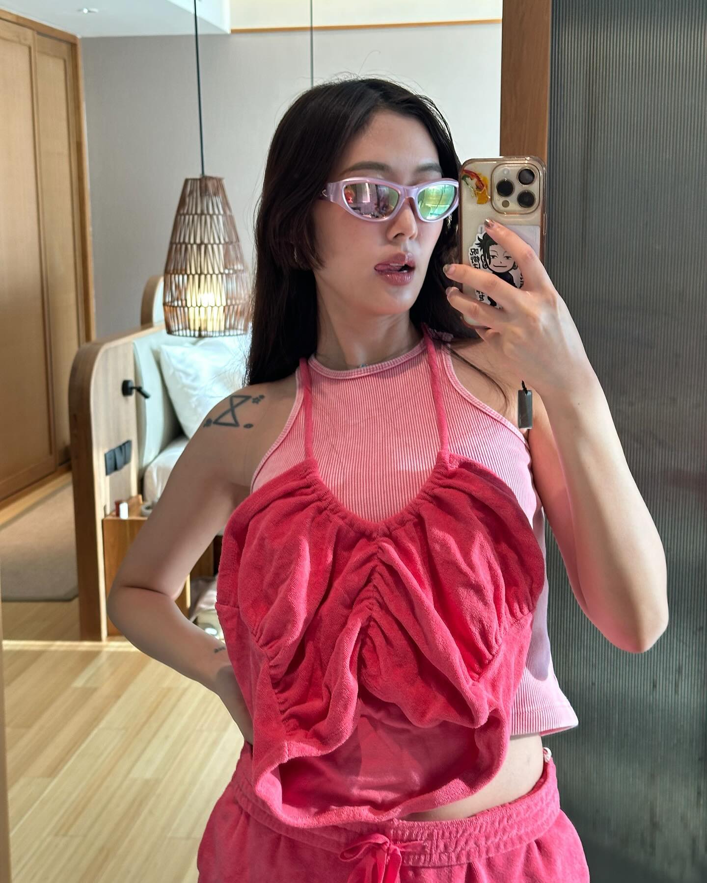 ยิปโซ - อริย์กันตา มหพฤกษ์พงศ์