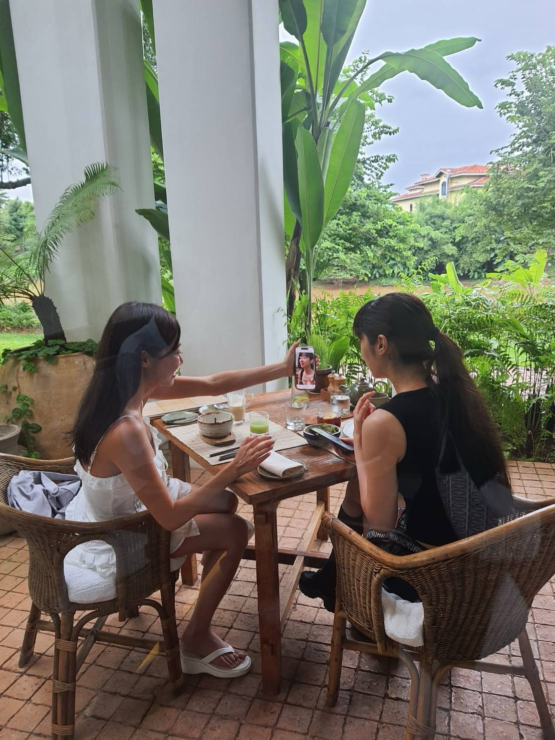 ยิปโซ - อริย์กันตา มหพฤกษ์พงศ์