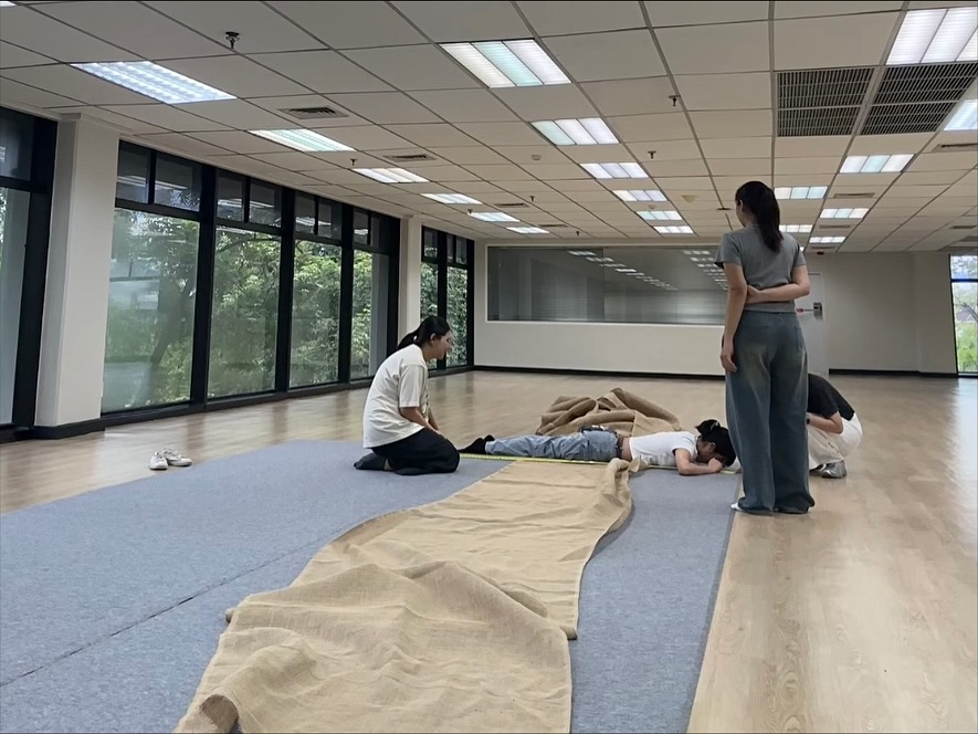 ยิปโซ - อริย์กันตา มหพฤกษ์พงศ์