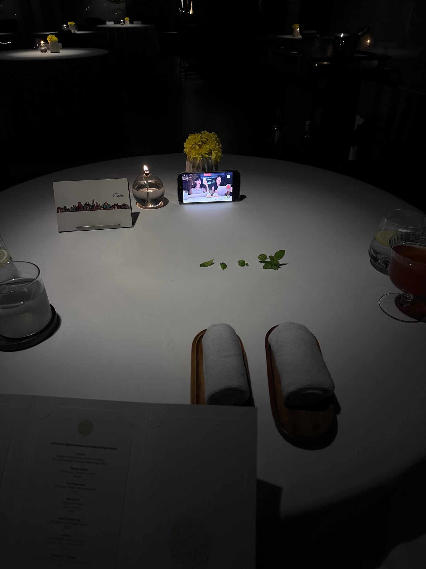 ยิปโซ - อริย์กันตา มหพฤกษ์พงศ์