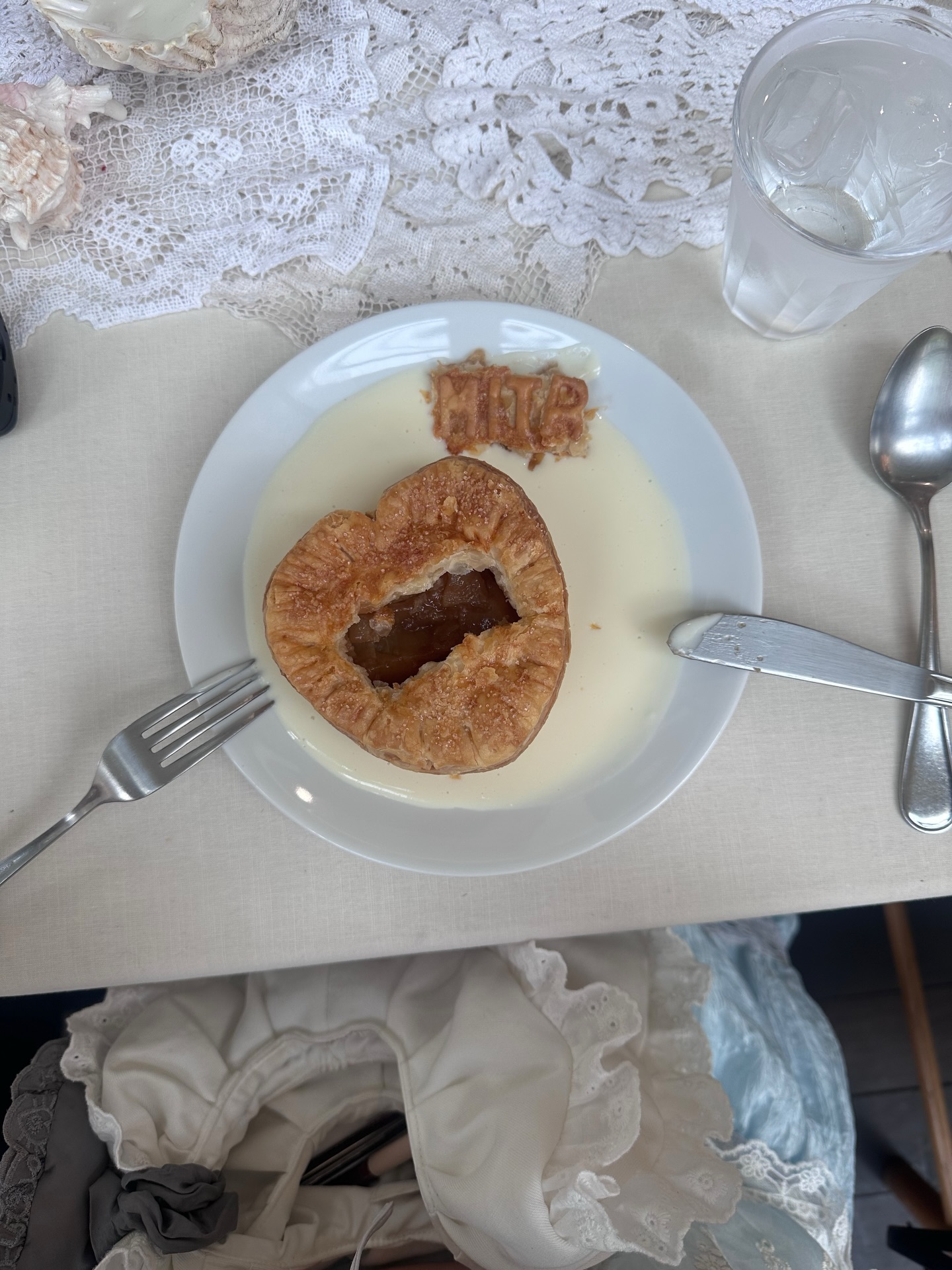 ยิปโซ - อริย์กันตา มหพฤกษ์พงศ์