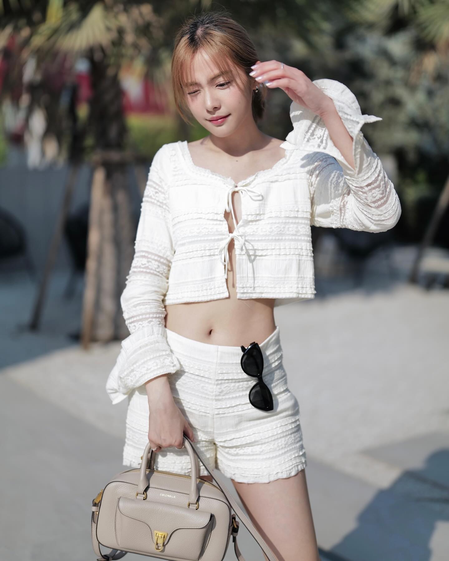 อุ้ม - อิษยา ฮอสุวรรณ