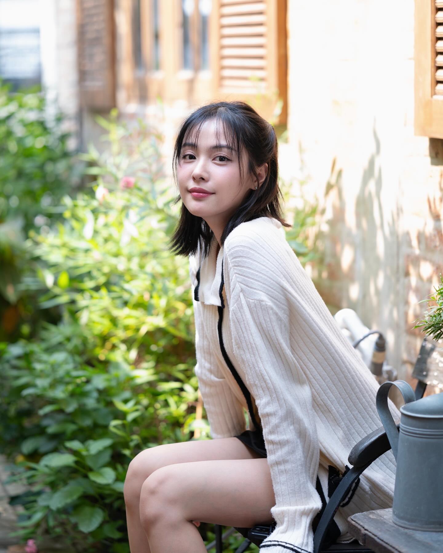 อุ้ม - อิษยา ฮอสุวรรณ