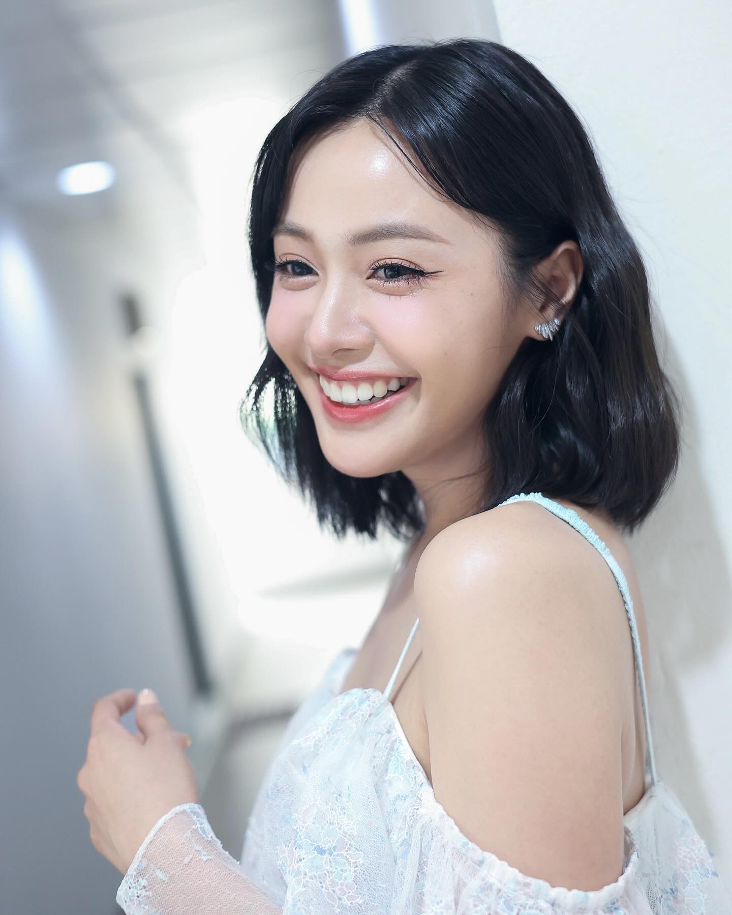 อุ้ม - อิษยา ฮอสุวรรณ