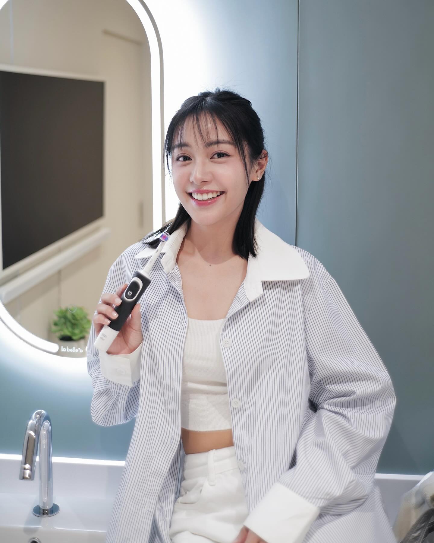 อุ้ม - อิษยา ฮอสุวรรณ