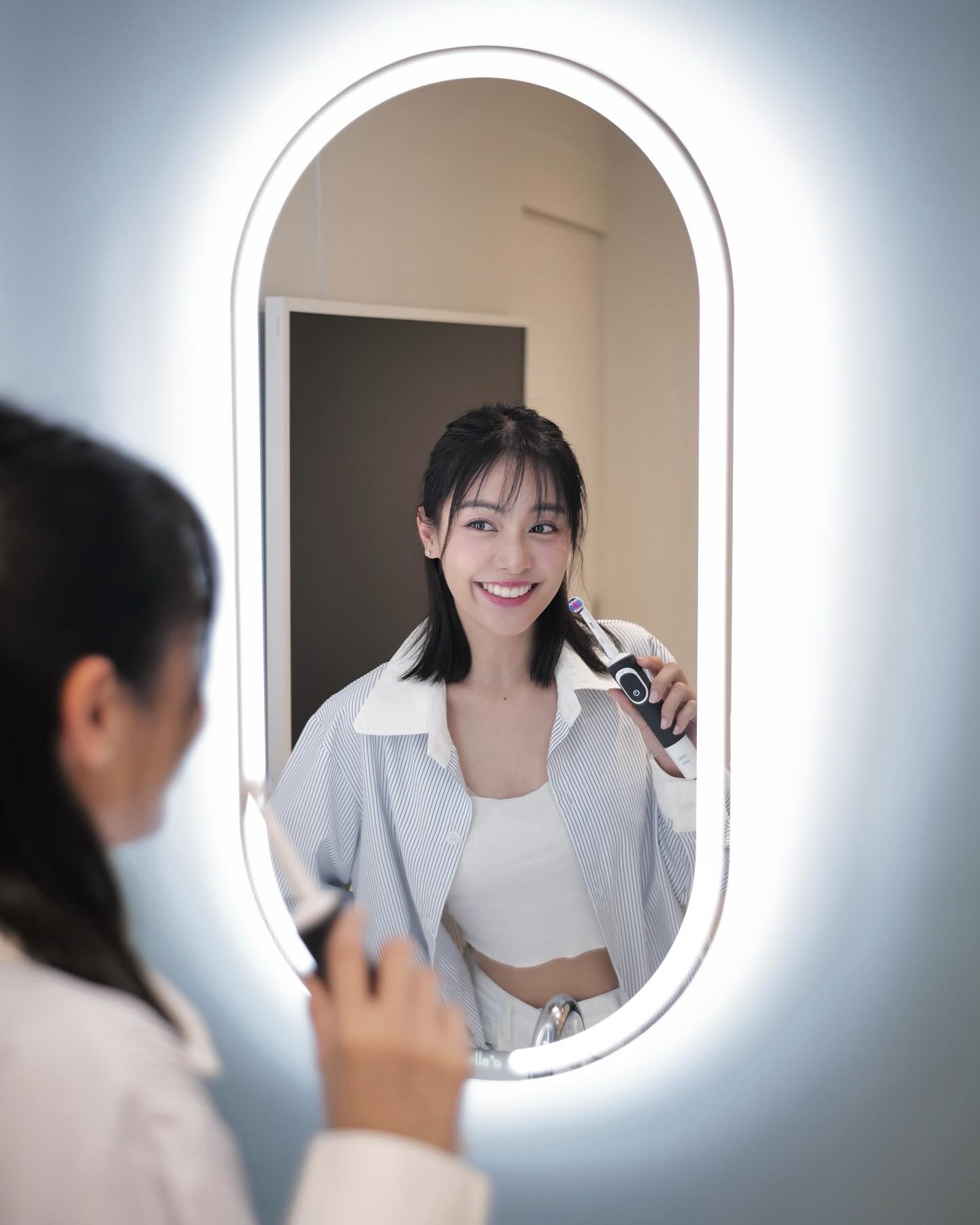 อุ้ม - อิษยา ฮอสุวรรณ