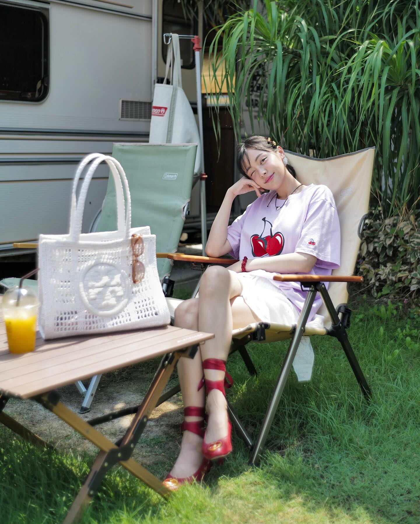 อุ้ม - อิษยา ฮอสุวรรณ