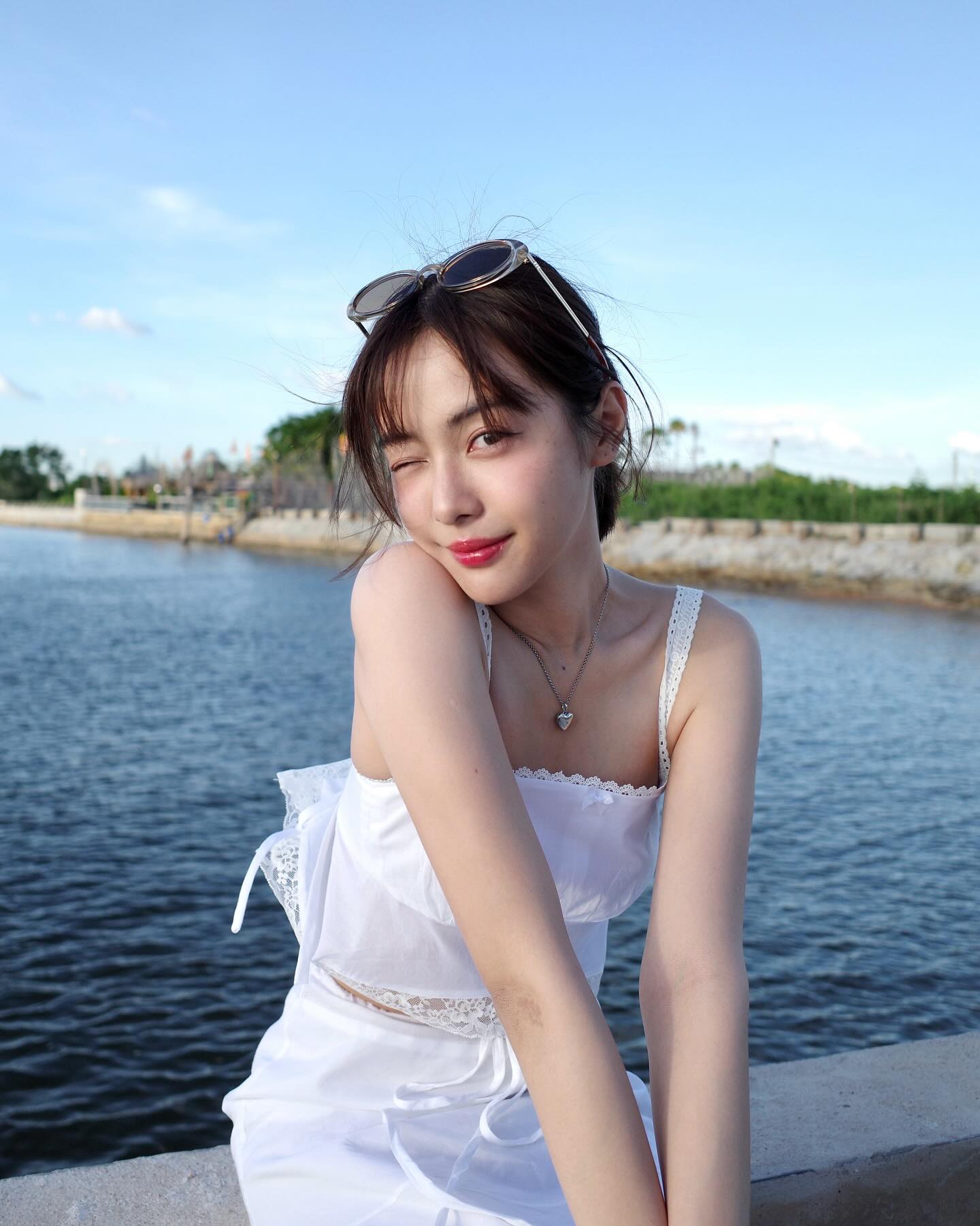 อุ้ม - อิษยา ฮอสุวรรณ